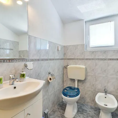Crno Apartmán *