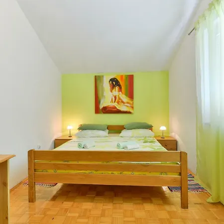 Lägenhet Crno Zadar